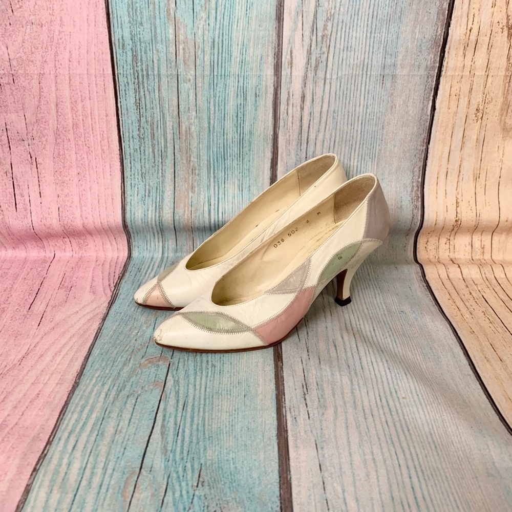 Vintage Ninas pastel color pumps heels size 6